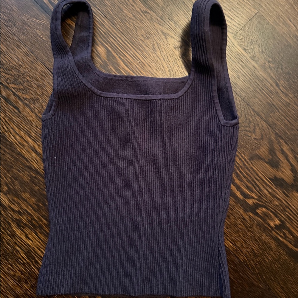 Aritzia Women's Ribbed Tank Top - Black
